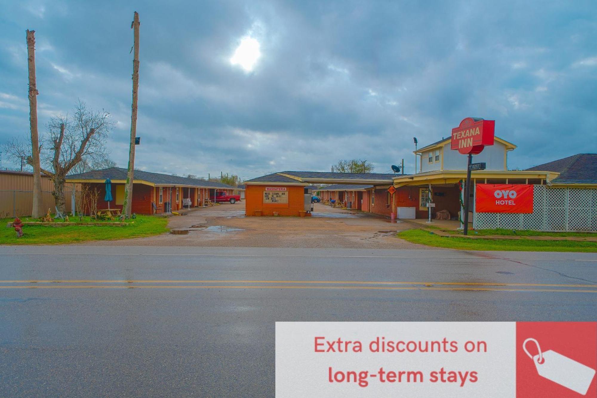 Texana Inn Edna By Oyo Exteriör bild